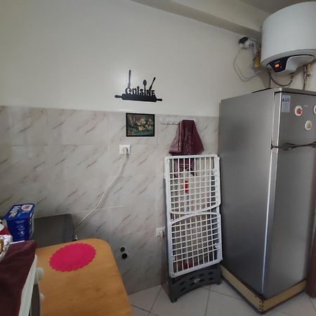 Beautiful Ground-Floor Apartment With Portable Air Conditioning, Parking, And Free Wi-Fi Casablanca Exterior foto