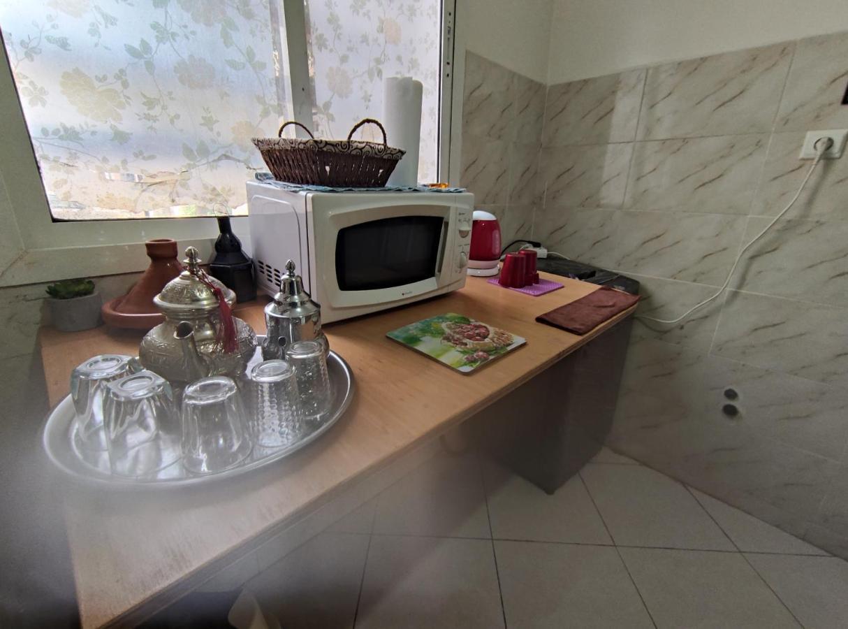 Beautiful Ground-Floor Apartment With Portable Air Conditioning, Parking, And Free Wi-Fi Casablanca Exterior foto